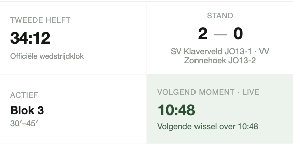 De wedstrijdmodus met de lopende klok en de tijd tot de volgende wissel.